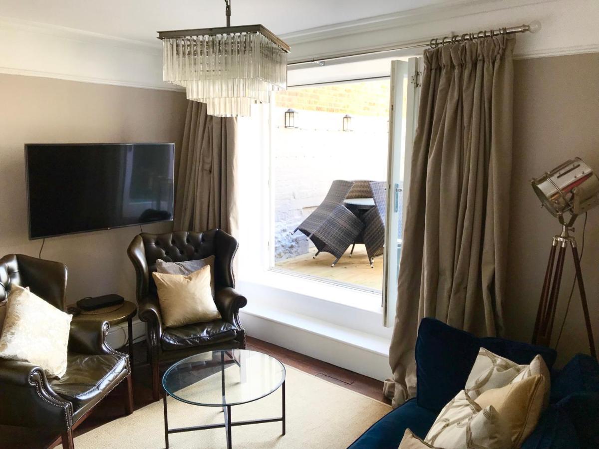 Marina Retreat - Stunning 4 Bedroom, 3 Bathroom House With Harbour Views! Ramsgate Extérieur photo