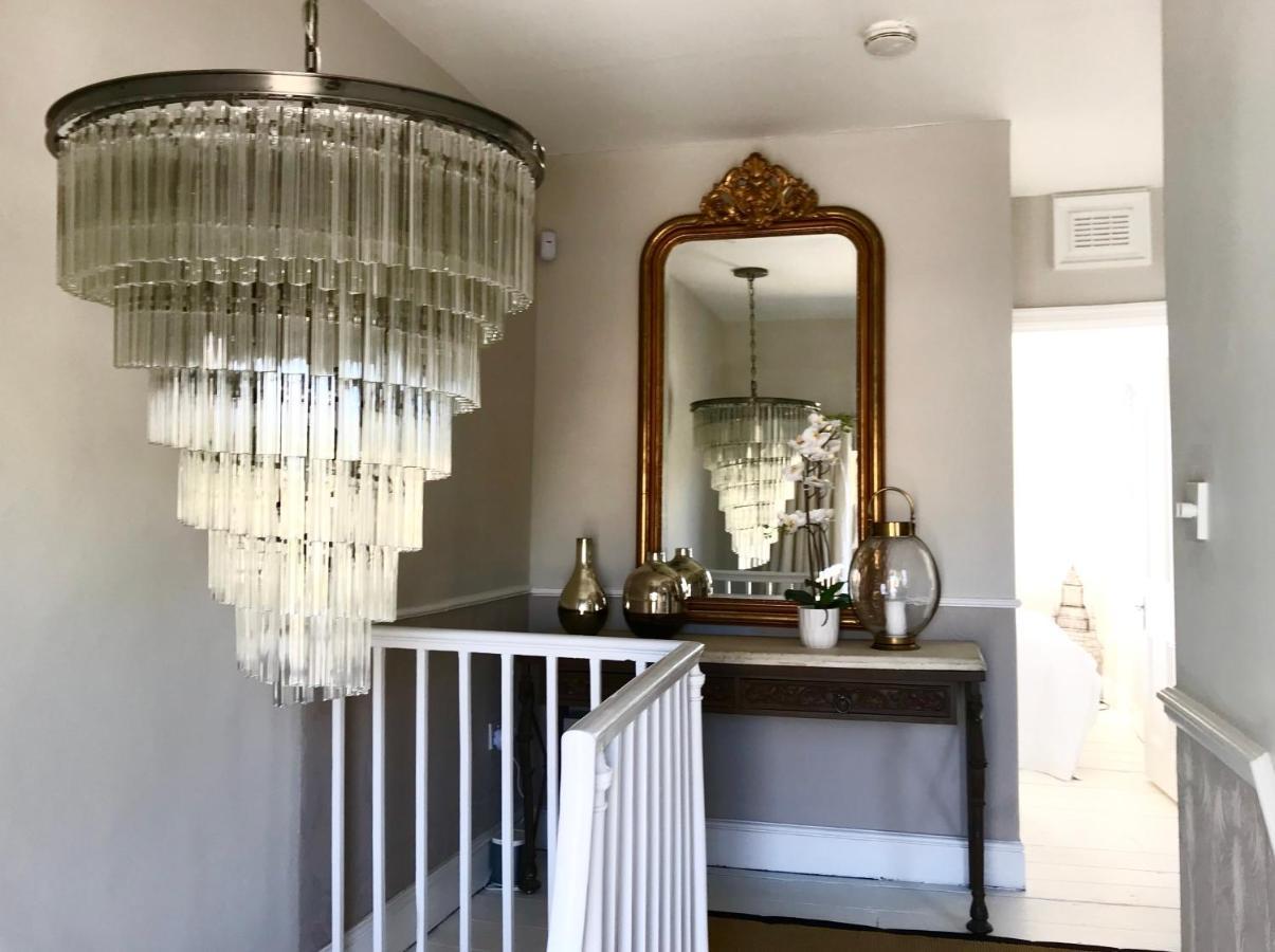 Marina Retreat - Stunning 4 Bedroom, 3 Bathroom House With Harbour Views! Ramsgate Extérieur photo